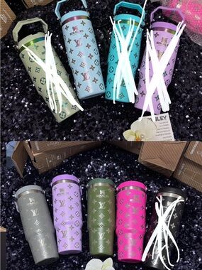 (Pick your color)🌺30oz Designer Tumblers in Vibrant Colors